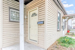 5816 Smithfield St in McKeesport, PA - Building Photo