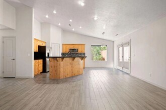 1630 E 2450 S St in Saint George, UT - Building Photo - Building Photo