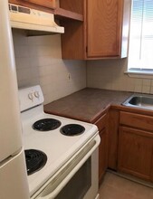 716 Fernwood St in Prairie View, TX - Building Photo - Building Photo