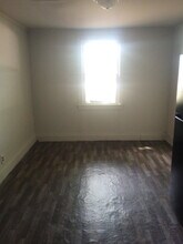 103 N Bell St in Clinton, SC - Building Photo - Building Photo