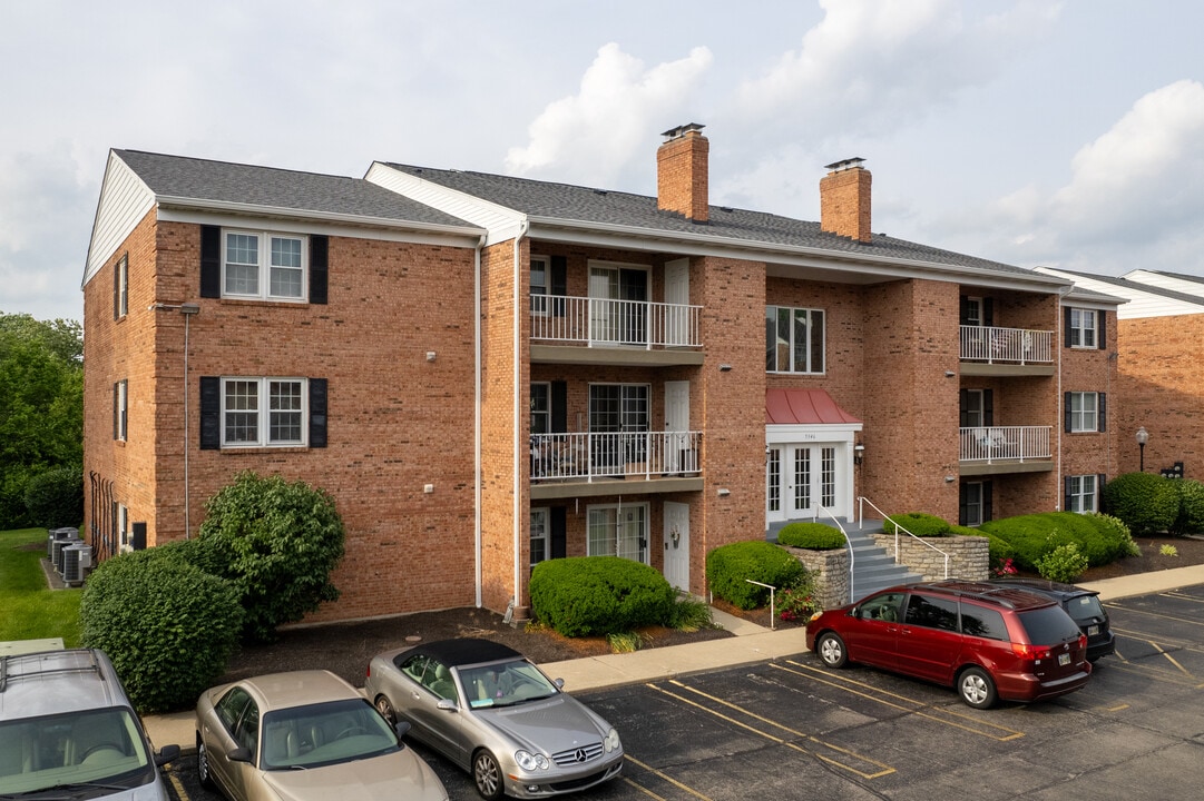 Werk Crossing Condominiums in Cincinnati, OH - Foto de edificio