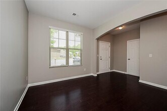 5880 Grande River Rd in Atlanta, GA - Building Photo - Building Photo
