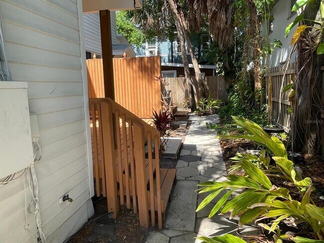 255 6th Ave N in St. Petersburg, FL - Building Photo - Building Photo