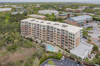 Tides IV in Mount Pleasant, SC - Foto de edificio - Building Photo