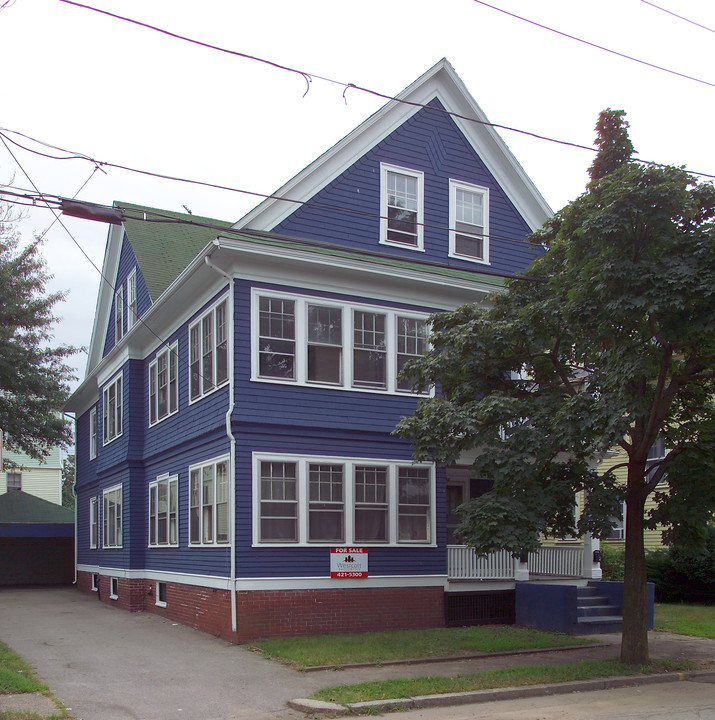 82 Princeton Ave in Providence, RI - Building Photo