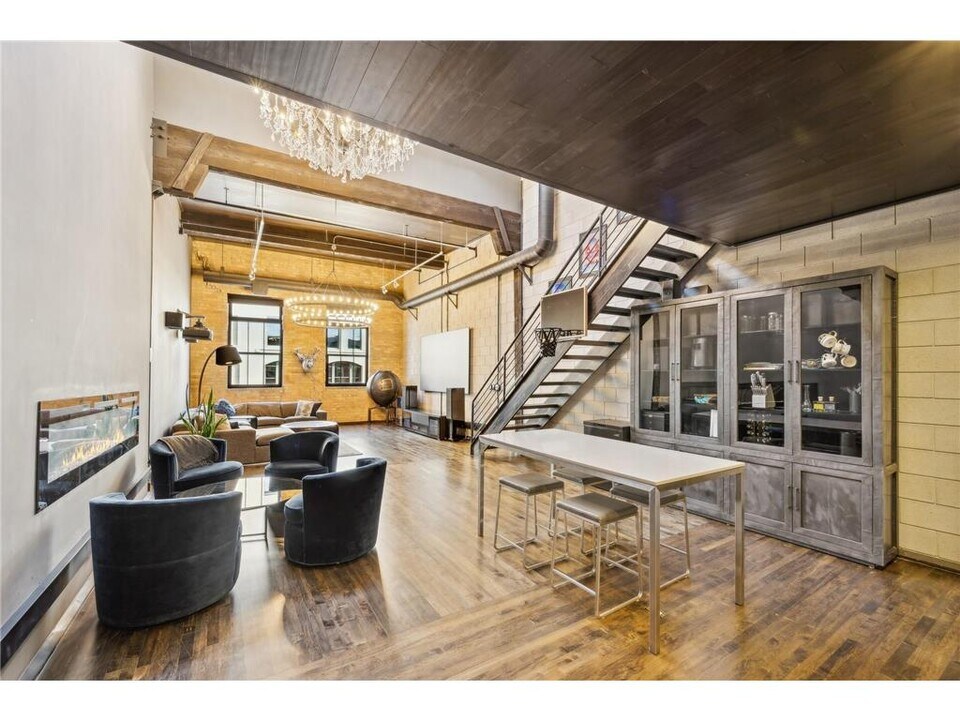 801 N Washington Ave in Minneapolis, MN - Building Photo