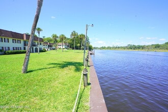 1713 El Camino Rd in Jacksonville, FL - Foto de edificio - Building Photo