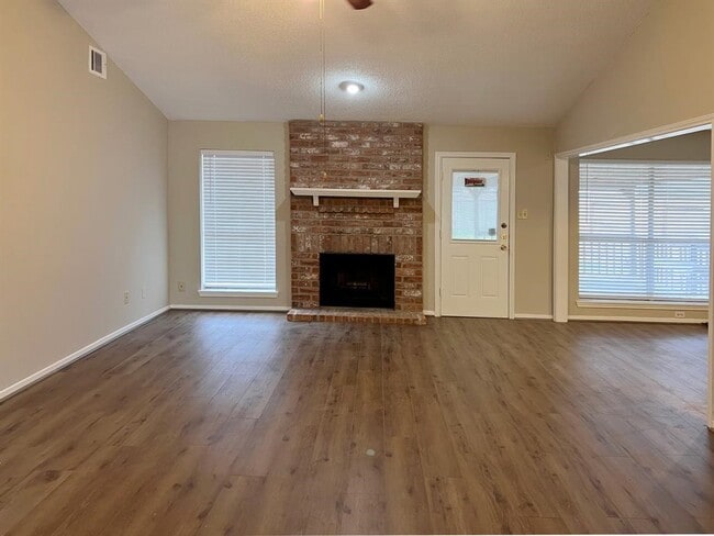 3122 Windmill St in Sugar Land, TX - Building Photo - Building Photo