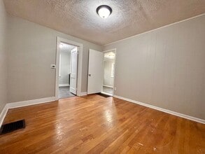 932 Griggs St SE in Grand Rapids, MI - Building Photo - Building Photo