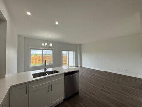 8405-700-79A 79a St in Fort St John, BC - Building Photo - Building Photo