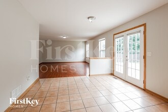 7010 Paradise Cir in Plainfield, IL - Building Photo - Building Photo