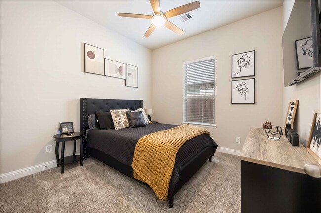 property at 5622 Vintage Oaks Ln