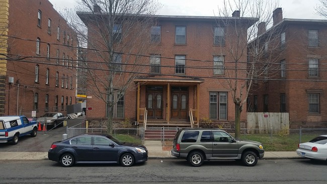 246 Lawrence St in Hartford, CT - Building Photo - Building Photo