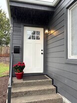 840 NW 54th St in Seattle, WA - Building Photo