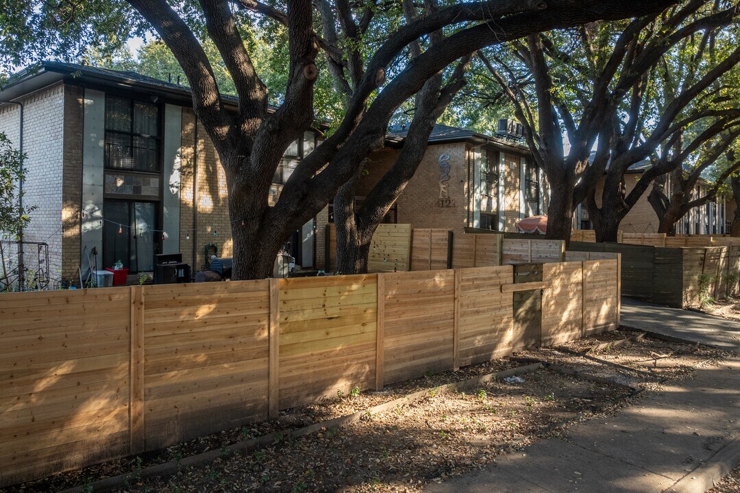 Eden At Avondale Apartments in Dallas, TX - Building Photo