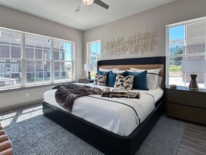 Notting Hill Apartments in Lincoln, NE - Foto de edificio - Building Photo