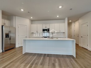 5842 Iron Iss St in Las Vegas, NV - Building Photo - Building Photo