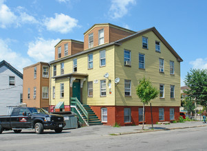 255 Oxford St in Portland, ME - Building Photo - Building Photo