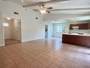 9602 Chukar Cir in Austin, TX - Building Photo - Building Photo