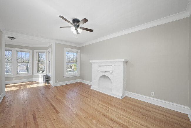 property at 306 S Kenilworth Ave