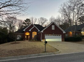 2178 Riverwood Dr in Auburn, AL - Building Photo