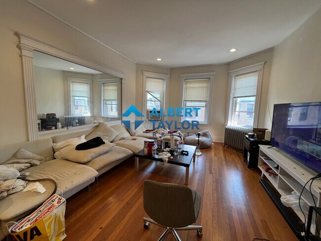 41 Orkney Rd, Unit 2 in Boston, MA - Building Photo - Building Photo