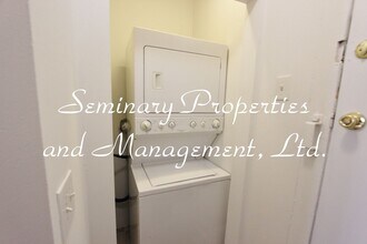 5826-28 N Ridge in Chicago, IL - Building Photo - Interior Photo