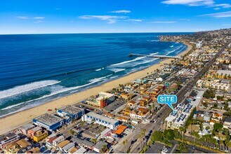 Blue Water Villas in San Diego, CA - Building Photo - Building Photo