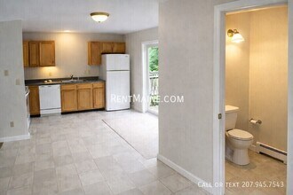 24 Patrick Dr in Hermon, ME - Building Photo - Building Photo