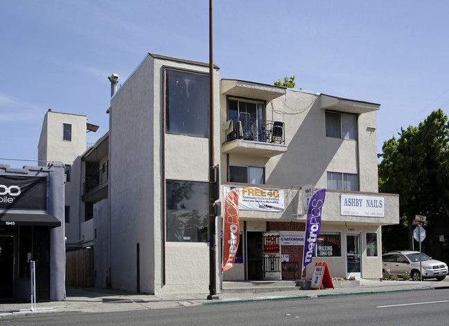 1959 Ashby Ave in Berkeley, CA - Building Photo - Building Photo