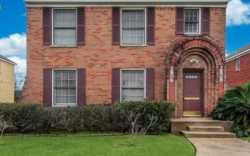 2802 Cleburne St in Houston, TX - Building Photo - Building Photo