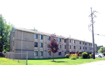 Kearsarge Place in Erie, PA - Foto de edificio - Building Photo