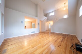 15640 17th Pl N in Minneapolis, MN - Building Photo - Building Photo