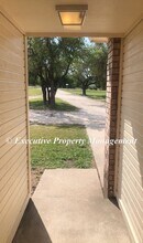 1140-1142 Co Rd 4804 in Kempner, TX - Building Photo - Building Photo