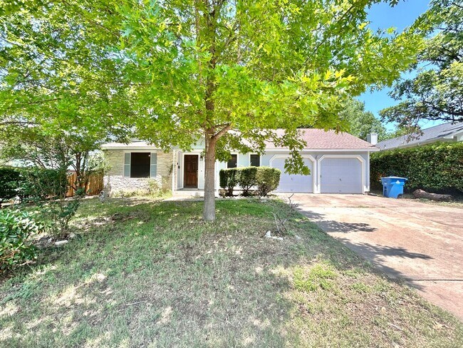 property at 902 Pyegrave Pl