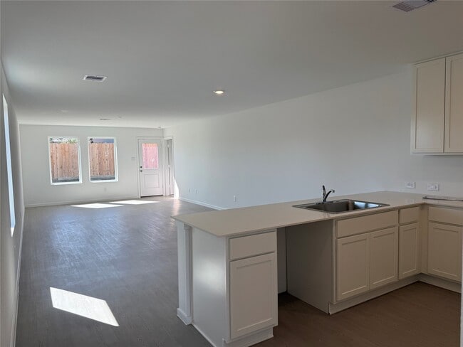 458 Southern Magnolia Wy