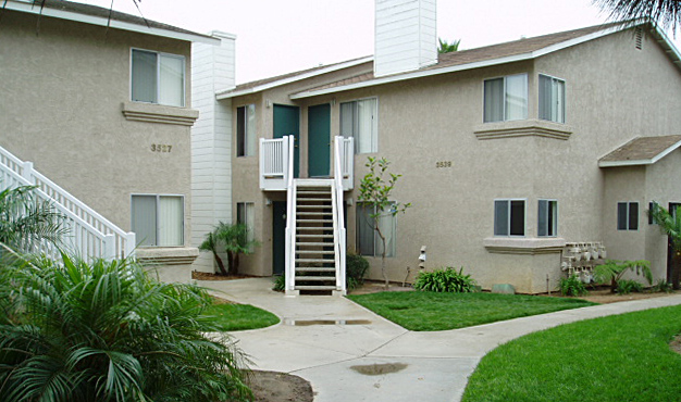 Su Casa Del Mar Apartments in Carlsbad, CA - Building Photo - Building Photo