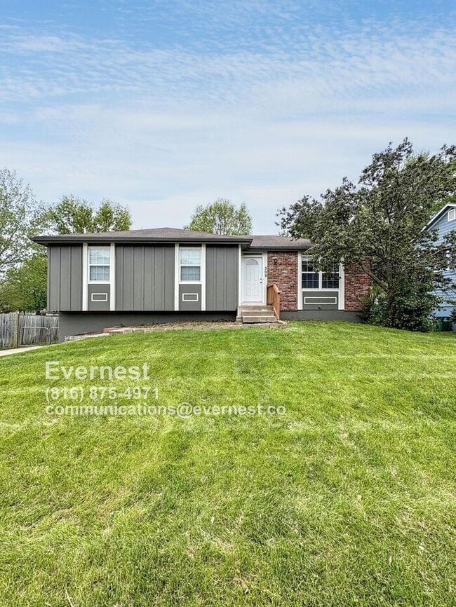 509 Kenneth Ln in Belton, MO - Building Photo - Building Photo