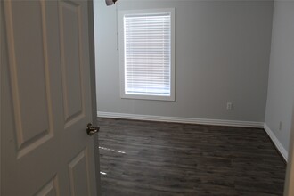 2914 Pitzlin St in Houston, TX - Building Photo - Building Photo