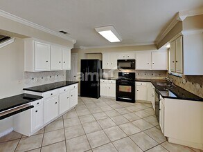 4422 Hardwood Glen Dr in Fresno, TX - Building Photo - Building Photo