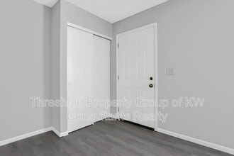 2522-2524 Weyburn Rd in Columbus, OH - Building Photo - Building Photo