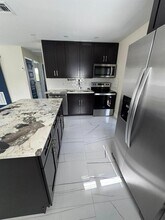 2118 Wilson St in Hollywood, FL - Building Photo - Building Photo