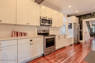 1838 Silver St in Jacksonville, FL - Building Photo - Building Photo