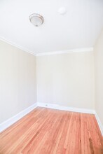 4051 W Melrose St, Unit #2N in Chicago, IL - Foto de edificio - Building Photo