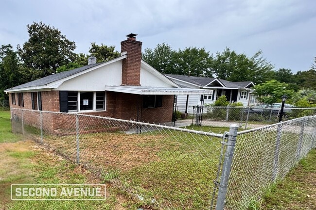 property at 1126 Jensen St