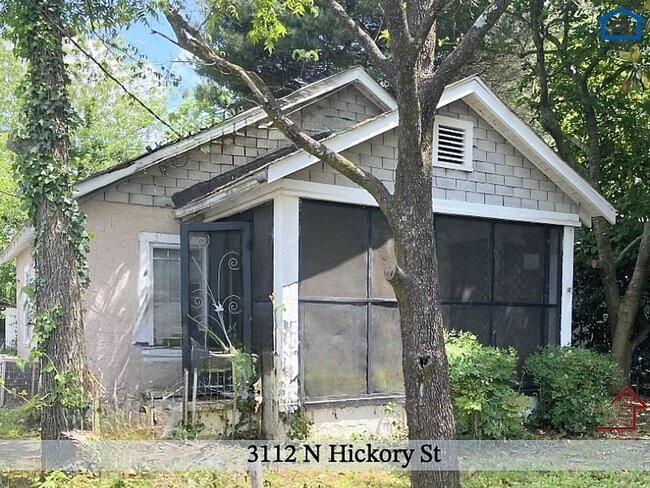 property at 3112 N Hickory St