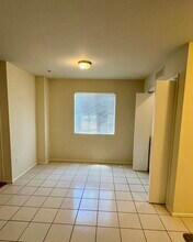 600 Hosking Ave, Unit 61D in Bakersfield, CA - Building Photo - Building Photo