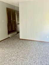 8630 Lane Ave in Raytown, MO - Building Photo - Building Photo