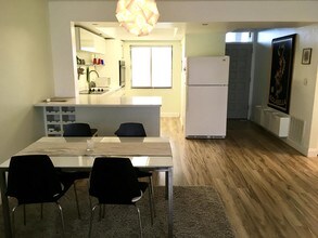 3000 Presidential Way-Unit -303 in West Palm Beach, FL - Building Photo - Building Photo