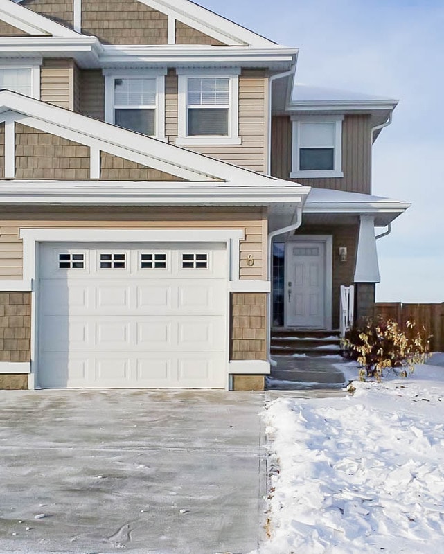 property at 6 Catalina Ct